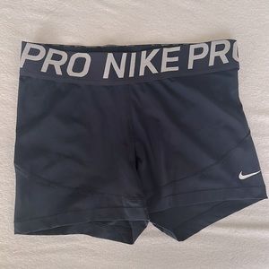Nike pro shorts size L - navy blue